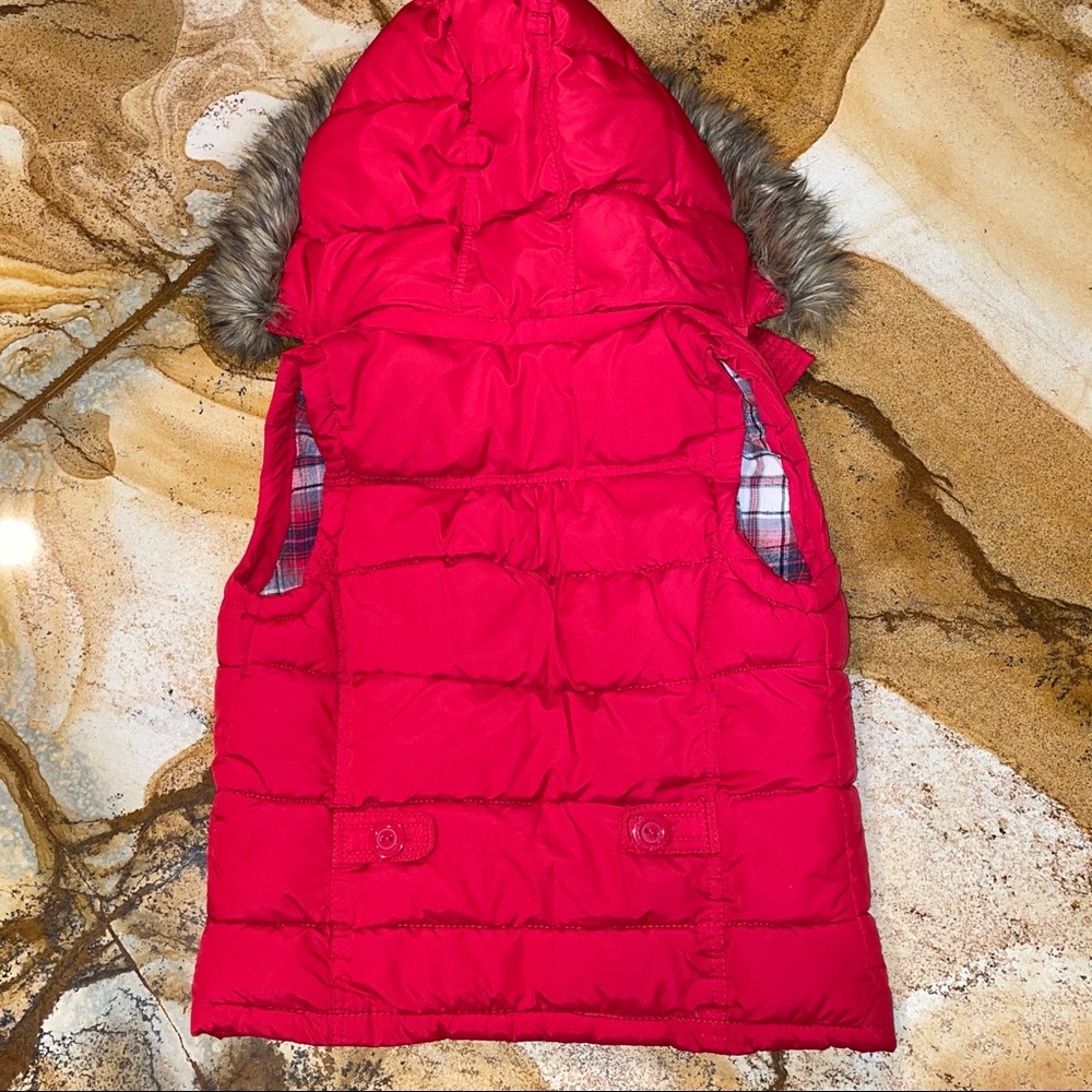 Vest - Picture 6 of 8
